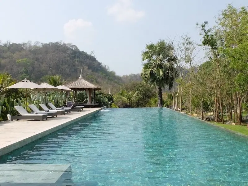 สระว่ายน้ำ The Series Resort Khao Yai